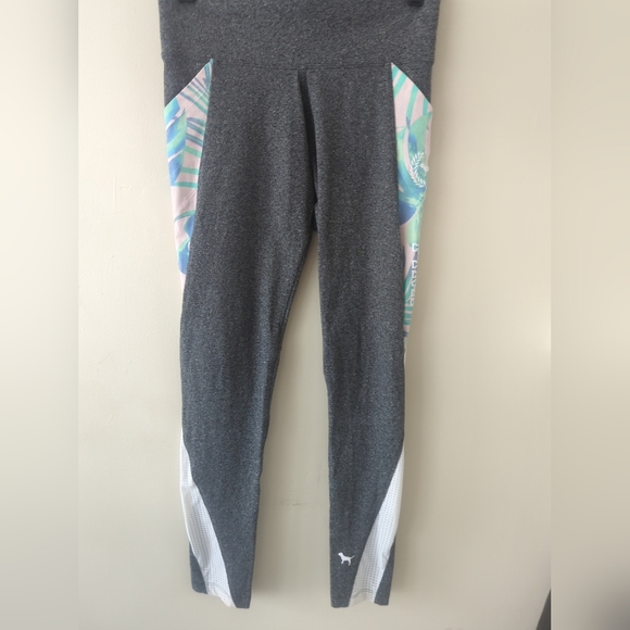 Victoria's secret pink yoga pants size small - Picture 1 of 4